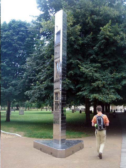 14statue