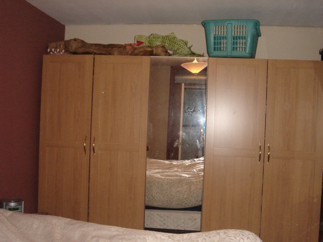 19wardrobe