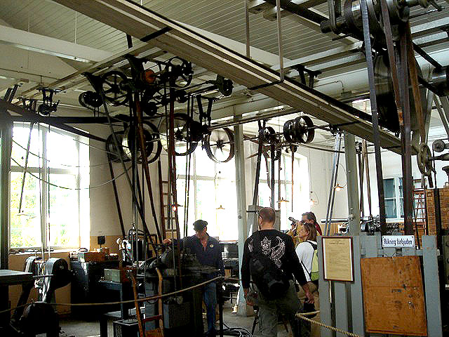 13machines