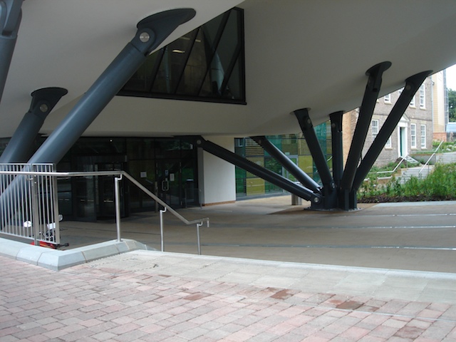 04building